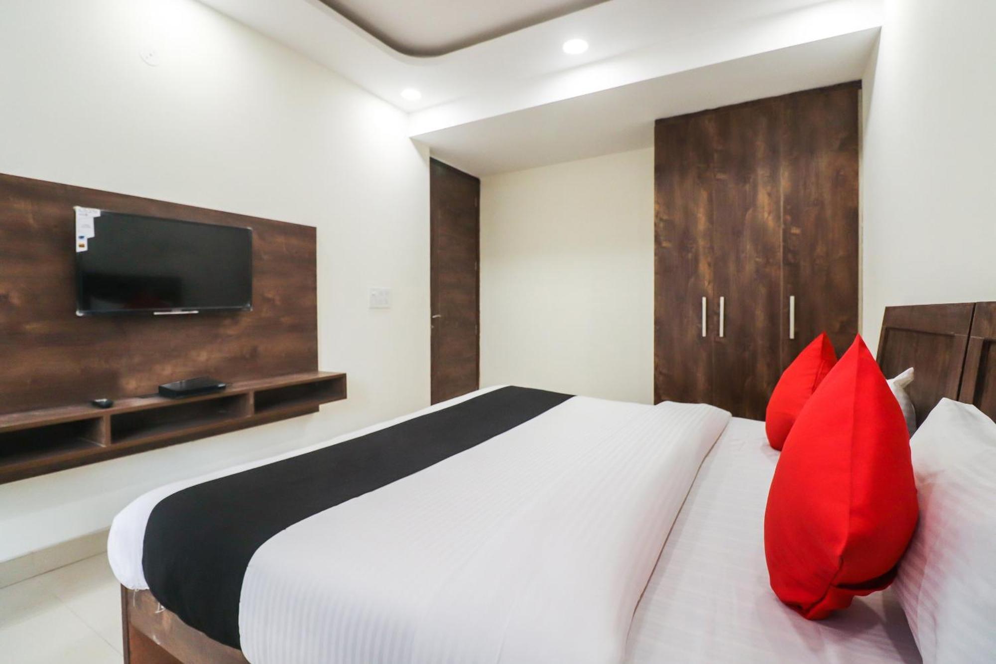 Collection O Green Leaf Residency غورغاون المظهر الخارجي الصورة