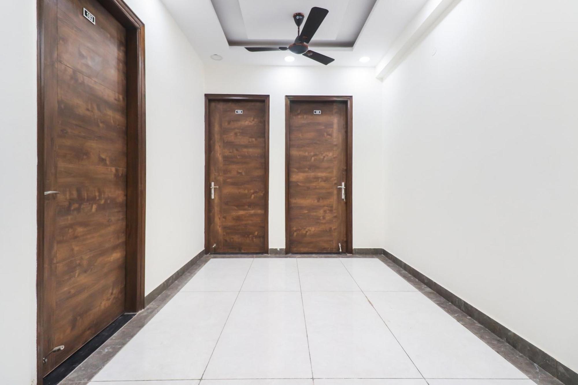 Collection O Green Leaf Residency غورغاون المظهر الخارجي الصورة